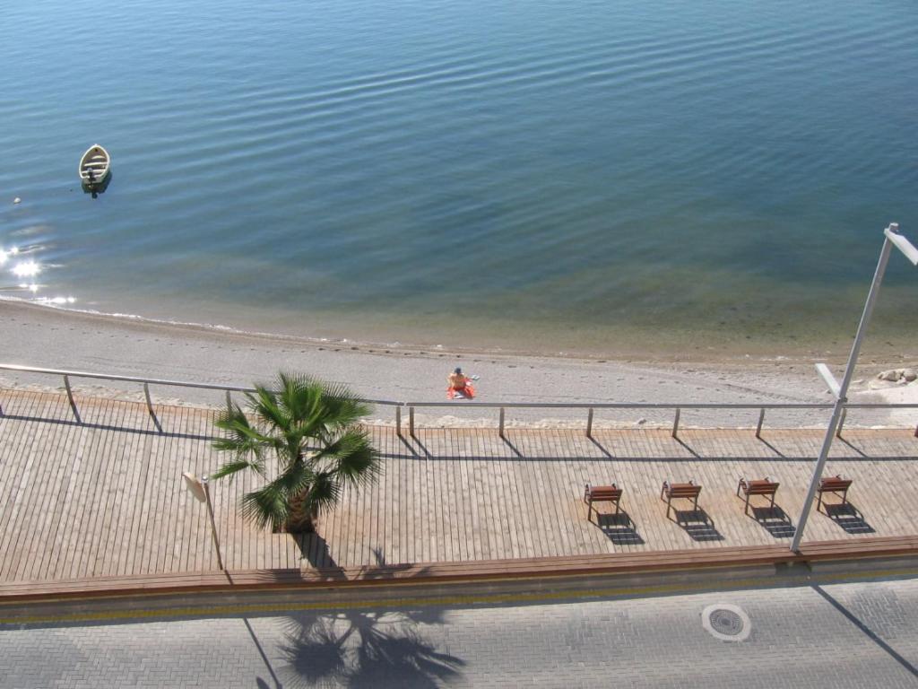 1ª Linea De Mar Con Vista Fantastica Apartment L'Ampolla Bagian luar foto